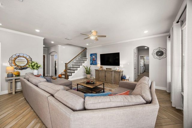 915 Bernard Meadows Drive Drive, East Bernard, TX 77435