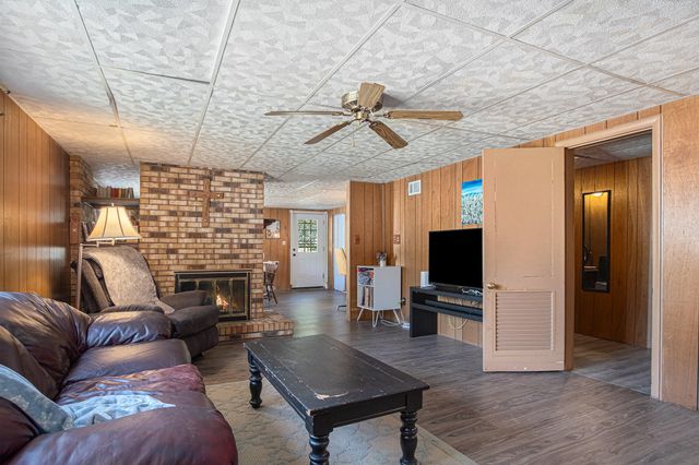 859 Bristol Avenue NW, Grand Rapids, MI 49504