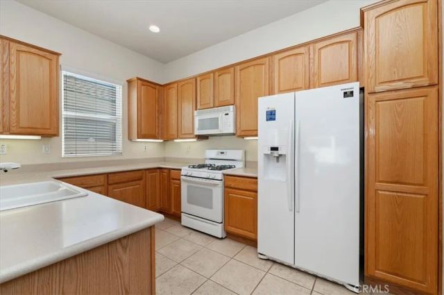 5909 Indian Canyon, Banning, CA 92220