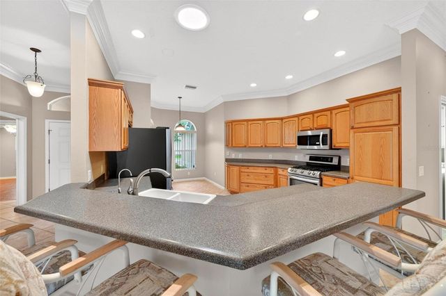 2612 MORVEN PARK WAY, The Villages, FL 32162