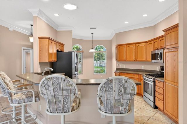 2612 MORVEN PARK WAY, The Villages, FL 32162