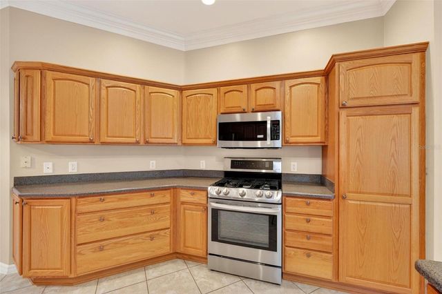 2612 MORVEN PARK WAY, The Villages, FL 32162