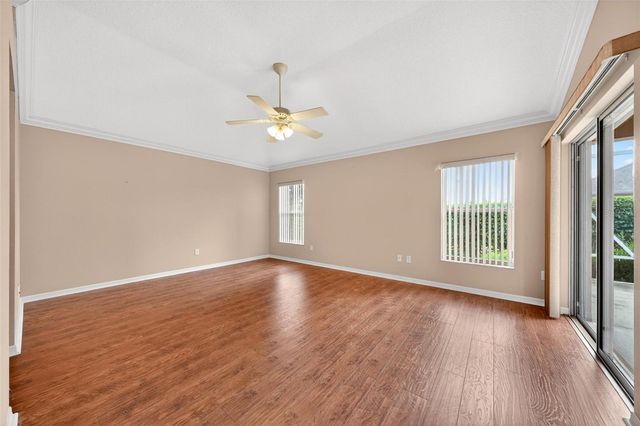 2612 MORVEN PARK WAY, The Villages, FL 32162