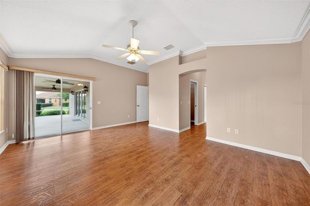 2612 MORVEN PARK WAY, The Villages, FL 32162