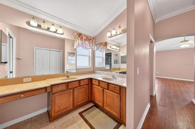 2612 MORVEN PARK WAY, The Villages, FL 32162