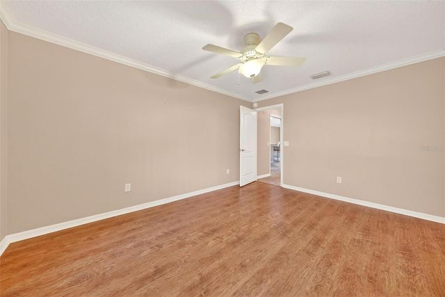 2612 MORVEN PARK WAY, The Villages, FL 32162