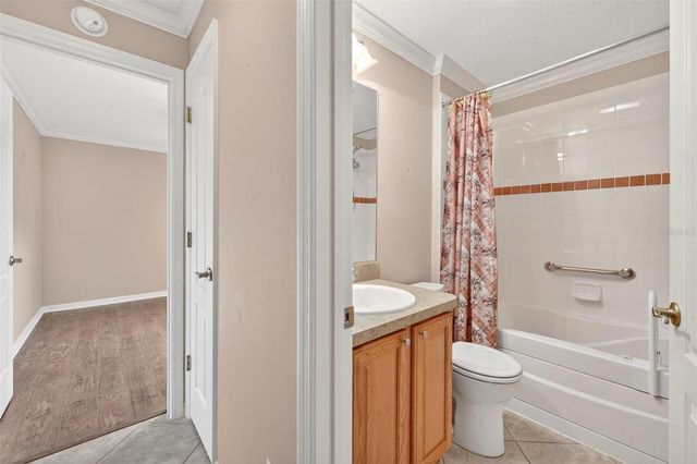 2612 MORVEN PARK WAY, The Villages, FL 32162