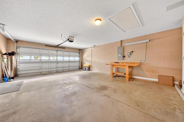 2612 MORVEN PARK WAY, The Villages, FL 32162