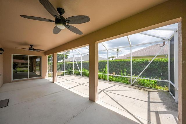 2612 MORVEN PARK WAY, The Villages, FL 32162