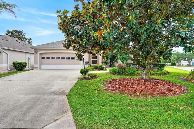 2612 MORVEN PARK WAY, The Villages, FL 32162