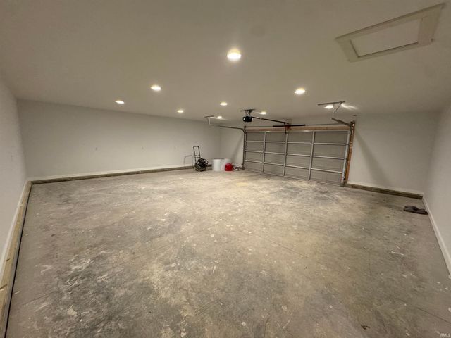 436 Trinton Circle, Bedford, IN 47421