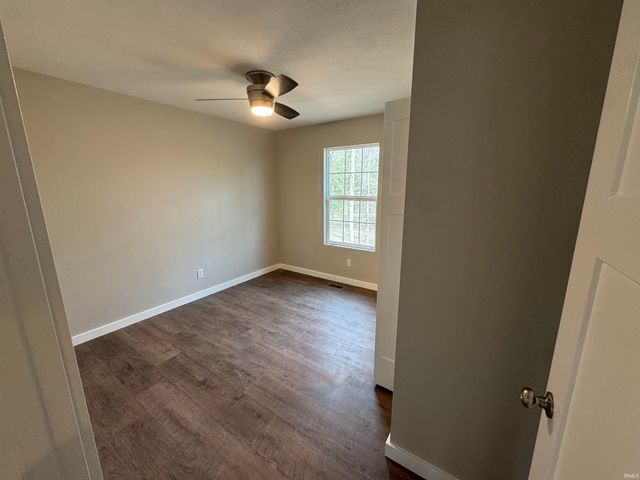 436 Trinton Circle, Bedford, IN 47421