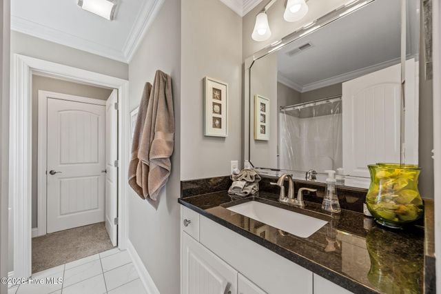 117 Sandfiddler Lane, Harkers Island, NC 28531