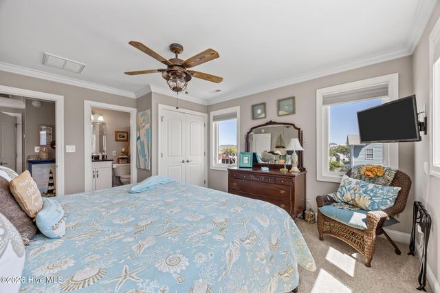 117 Sandfiddler Lane, Harkers Island, NC 28531