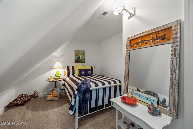 117 Sandfiddler Lane, Harkers Island, NC 28531