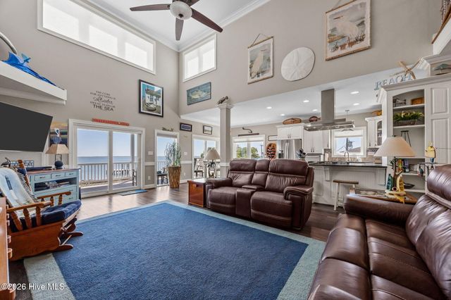 117 Sandfiddler Lane, Harkers Island, NC 28531