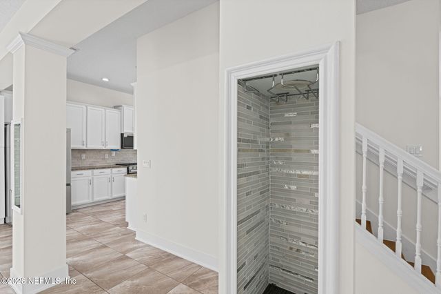 620 HOWLAND Drive, Ponte Vedra, FL 32081
