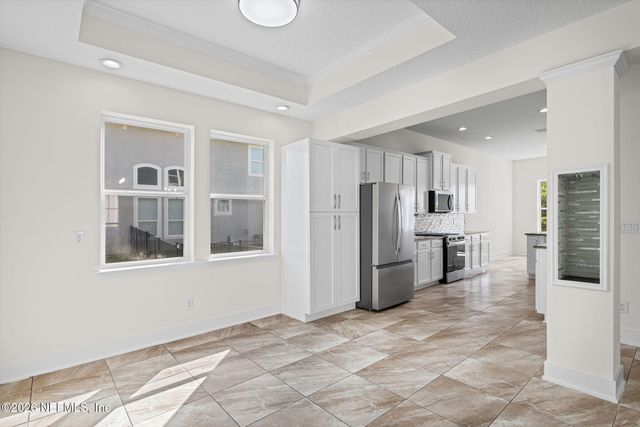 620 HOWLAND Drive, Ponte Vedra, FL 32081