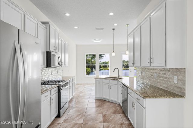 620 HOWLAND Drive, Ponte Vedra, FL 32081