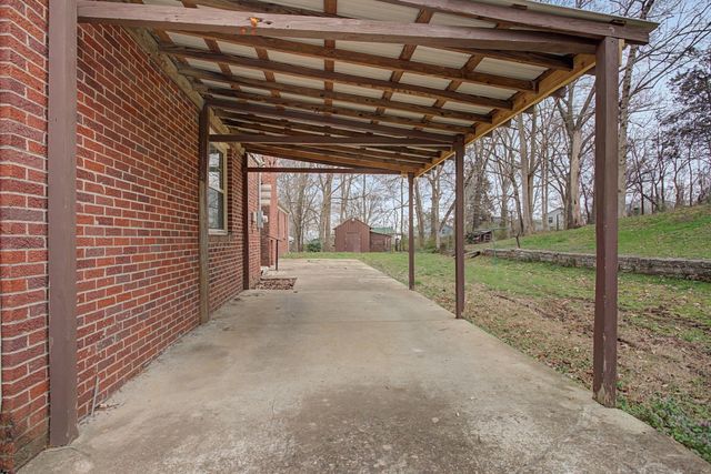 107 Cherry St, Centerville, TN 37033