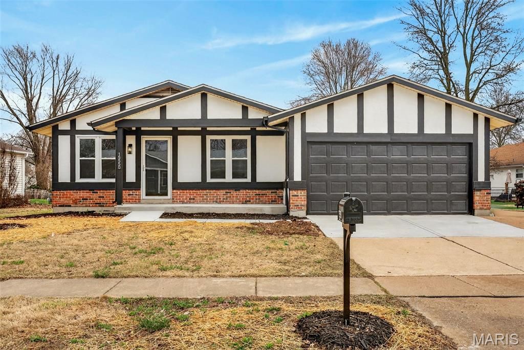 15550 Fox Plains Drive, Unincorporated, MO 63034