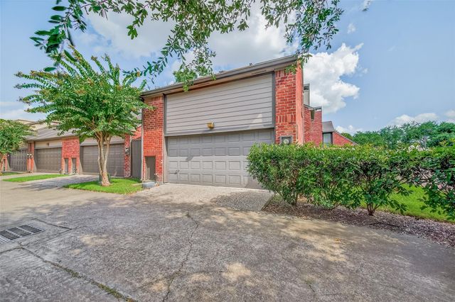 7447 Cambridge Street 51, Houston, TX 77054