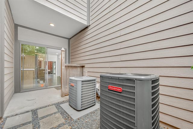 7447 Cambridge Street 51, Houston, TX 77054