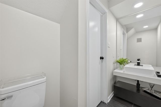 7447 Cambridge Street 51, Houston, TX 77054