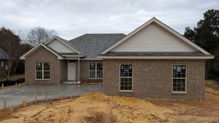 123 poplar Street E, Prattville, AL 36066