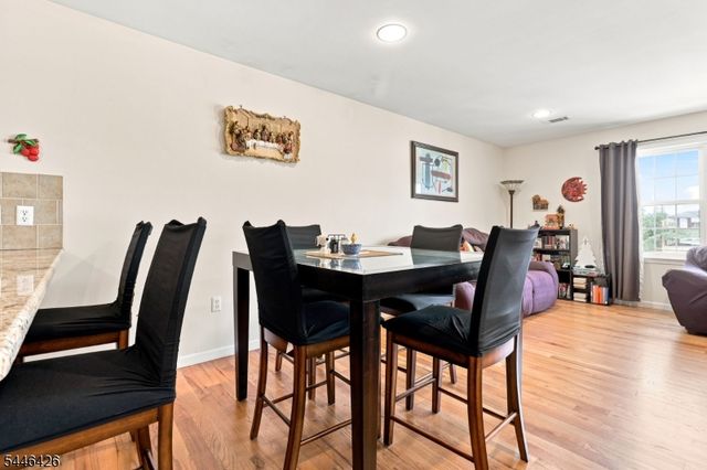 372 Nelson Ave, Elizabeth City, NJ 07202
