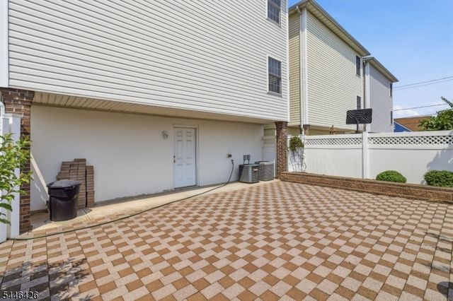 372 Nelson Ave, Elizabeth City, NJ 07202