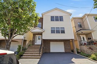 372 Nelson Ave, Elizabeth City, NJ 07202