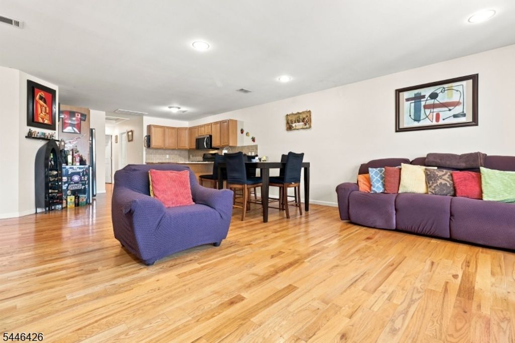 372 Nelson Ave, Elizabeth City, NJ 07202 — photo 4