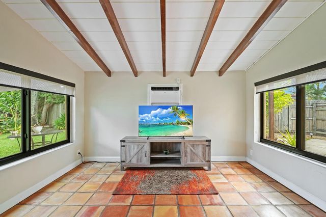 2705 Scott Street, Hollywood, FL 33020