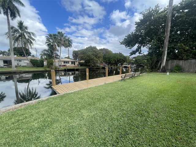 2705 Scott Street, Hollywood, FL 33020