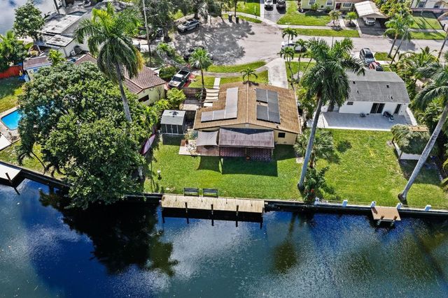 2705 Scott Street, Hollywood, FL 33020