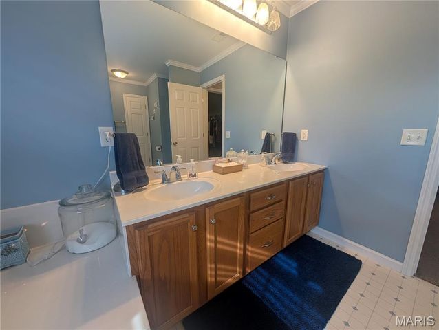 14 Canter Court, O'fallon, MO 63376