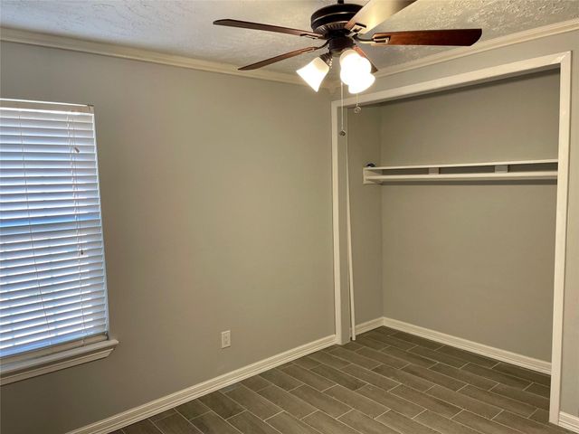 9415 Westacre Place, Houston, TX 77083