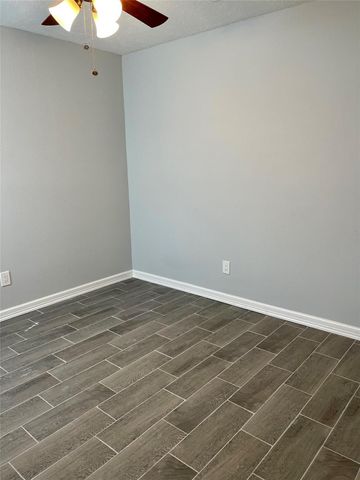 9415 Westacre Place, Houston, TX 77083