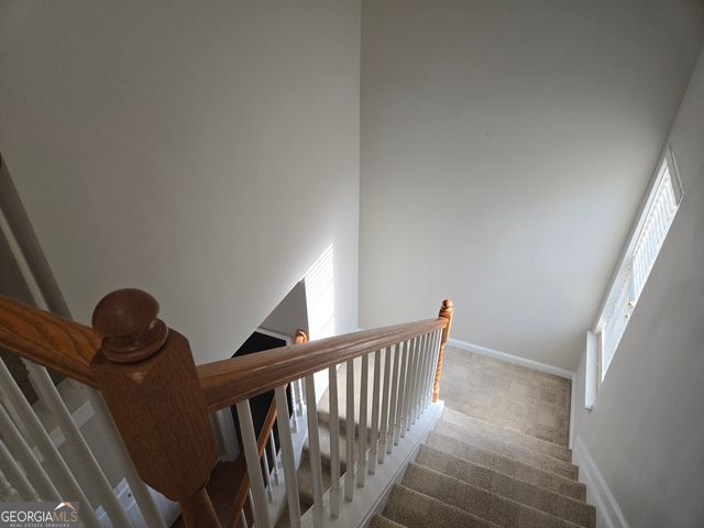 2581 Laurel Circle NW, Atlanta, GA 30311