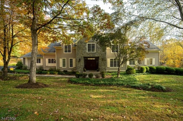 2 Cobblefield Rd, Mendham Twp., NJ 07945