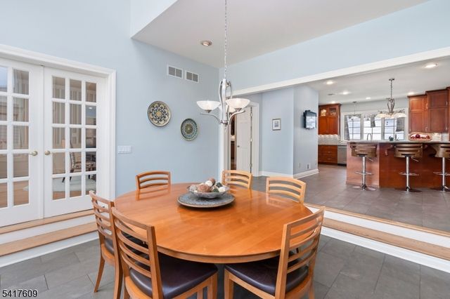 2 Cobblefield Rd, Mendham Twp., NJ 07945