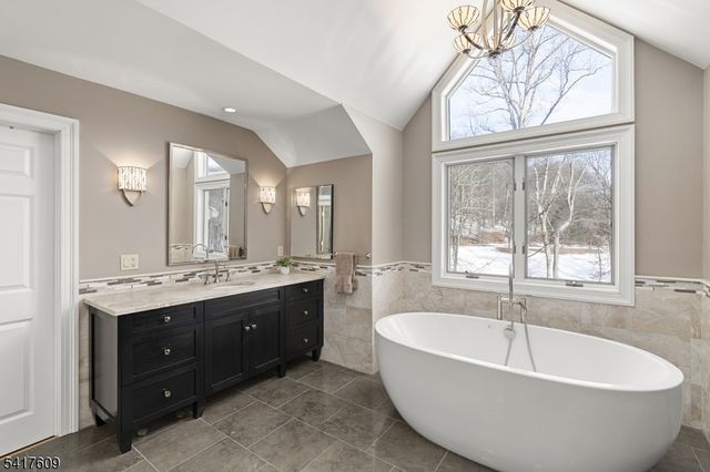 2 Cobblefield Rd, Mendham Twp., NJ 07945