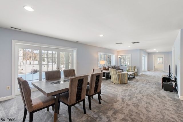 2 Cobblefield Rd, Mendham Twp., NJ 07945