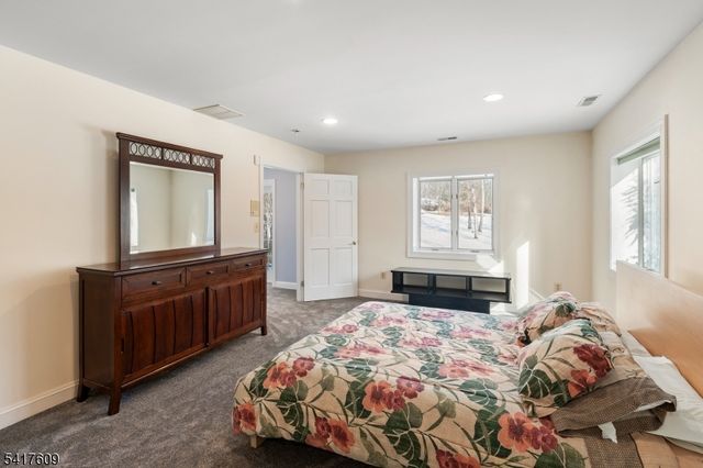 2 Cobblefield Rd, Mendham Twp., NJ 07945