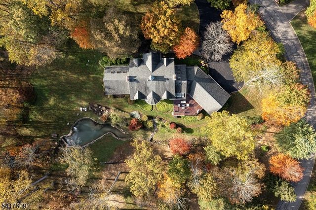 2 Cobblefield Rd, Mendham Twp., NJ 07945