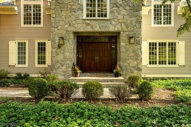 2 Cobblefield Rd, Mendham Twp., NJ 07945