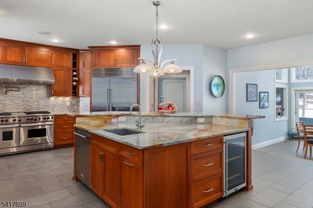 2 Cobblefield Rd, Mendham Twp., NJ 07945