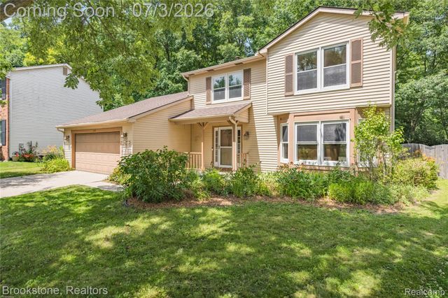 312 Burr Oak Drive, Ann Arbor, MI 48103