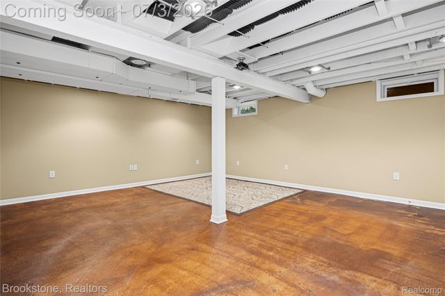 312 Burr Oak Drive, Ann Arbor, MI 48103